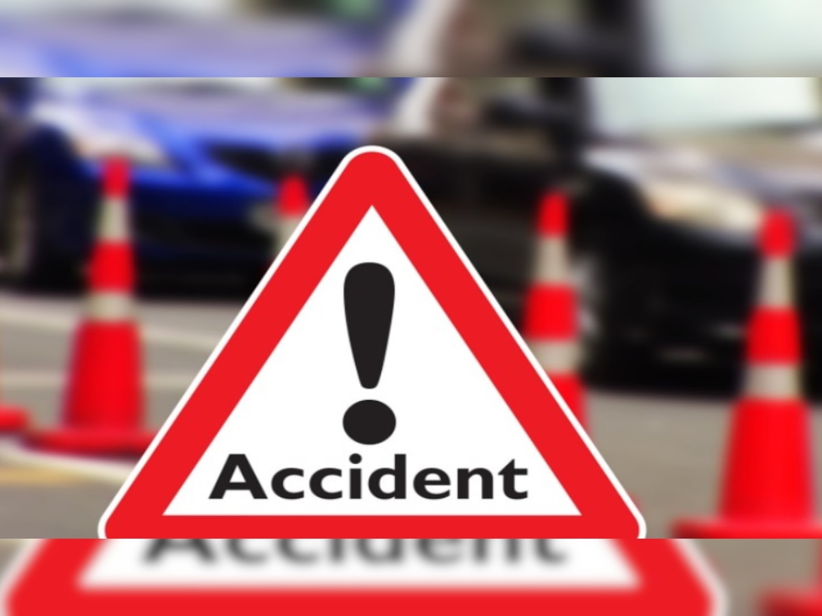 Unnao Accident: उन्नाव में दो कारों की भिड़ंत; हादसे में 5 की मौत, कई ज़ख़्मी