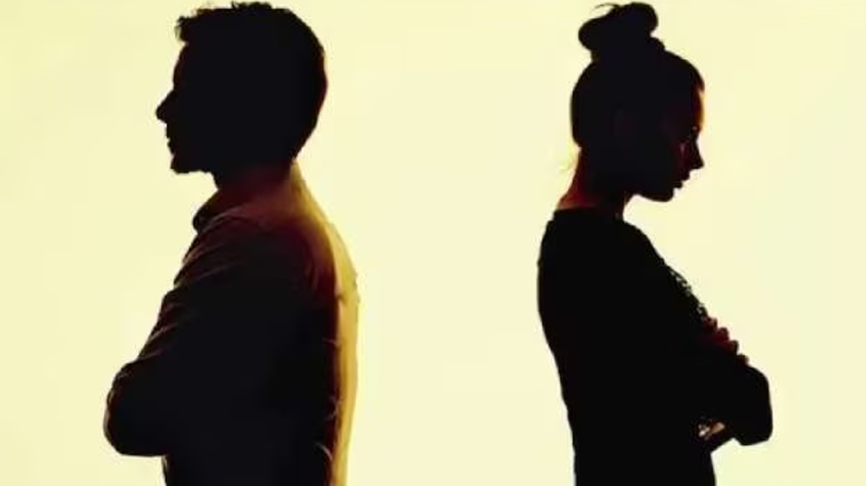 लड़की ने किया फ्रेंड ज़ोन, तो लड़के ने ठोक दिया 3 मिलियन डॉलर का मुकदमा; पढ़ें पूरा मामला लड़की ने किया फ्रेंड ज़ोन, तो लड़के ने ठोक दिया 3 मिलियन डॉलर का मुकदमा; पढ़ें पूरा मामला