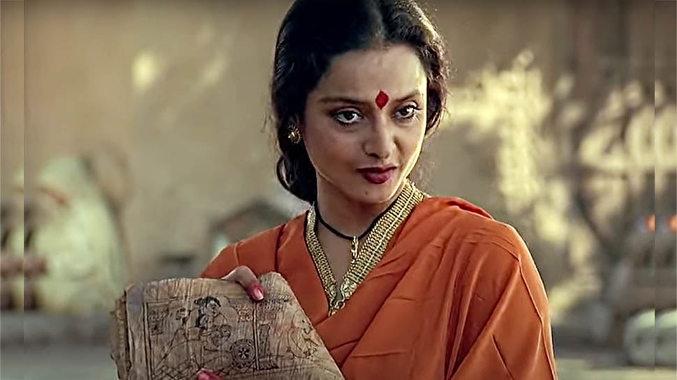 Rekha In Kamasutra: रेखा ने इस फिल्म में पढ़ाए कामसूत्र के पाठ, महिलाओं के लिए अलग से चले थियेटरों में शो