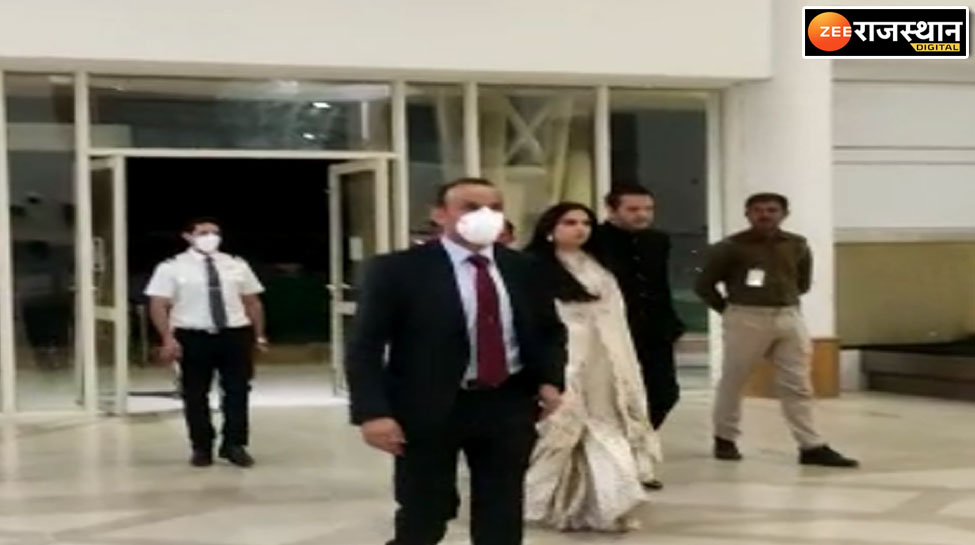 Isha Ambani Along With Her Husband Anand Piramal Reached Jaisalmer For Kiara Wedding