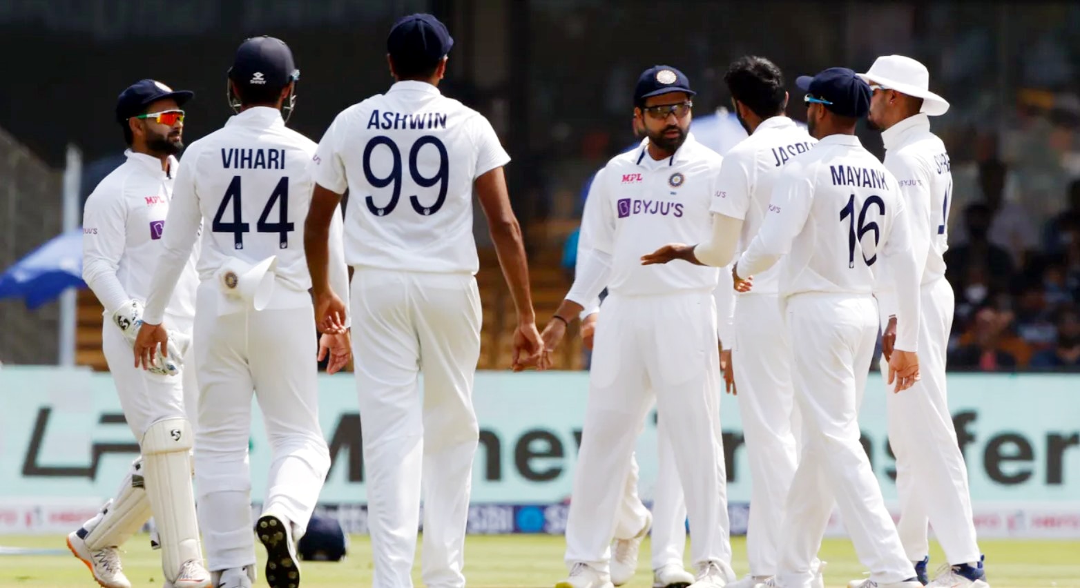 IND vs AUS: इस दिग्गज ने चुनी ऑस्ट्रेलिया के खिलाफ पहले टेस्ट के लिए भारत की Playing 11, इन प्लेयर्स का काट दिया पत्ता