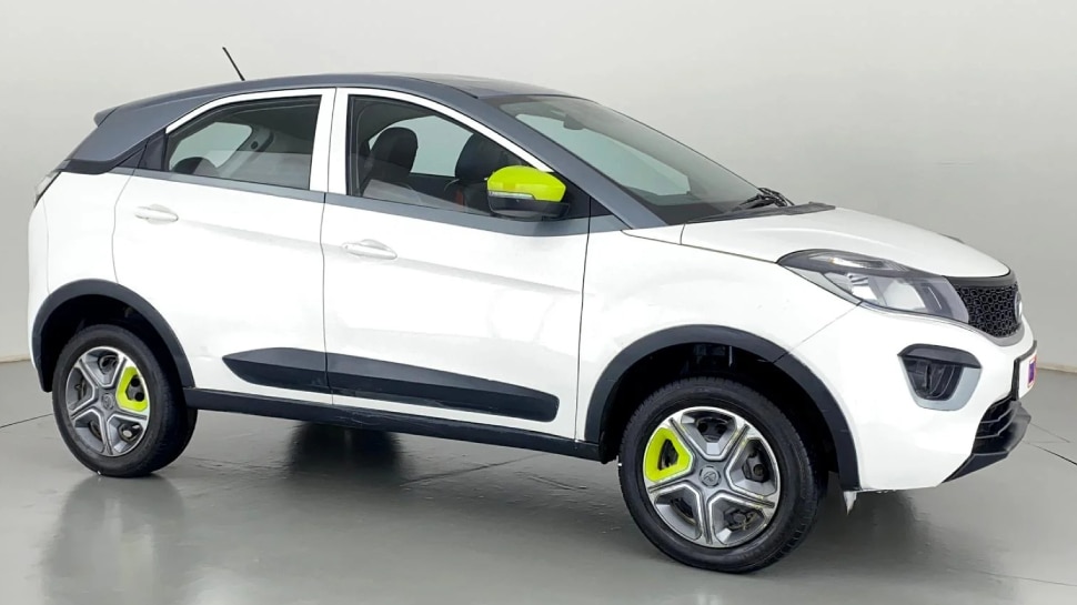 सिर्फ 5 लाख में मिल रही Tata Nexon, घंटे भर में नंबर प्लेट के साथ ले जाएं अपने घर