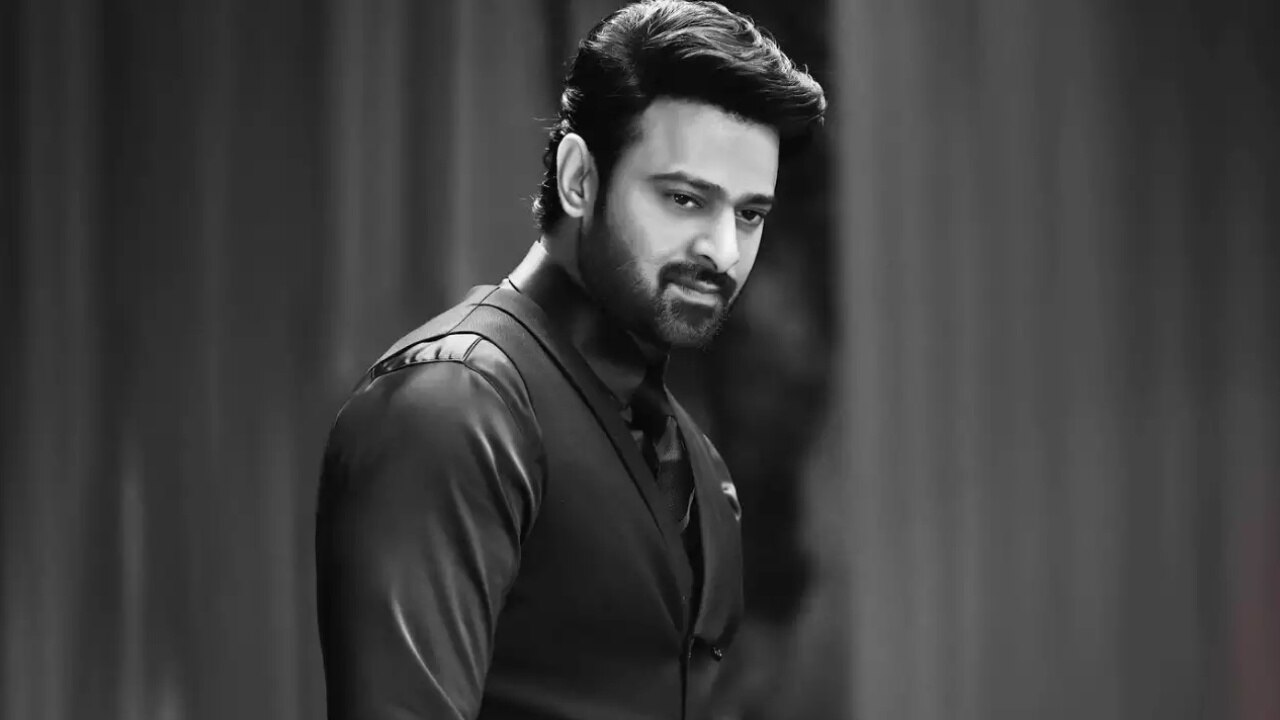 Prabhas Health Issues: प्रभास की बिगड़ी तबीयत, हॉस्पिटल में कराना पड़ा भर्ती!