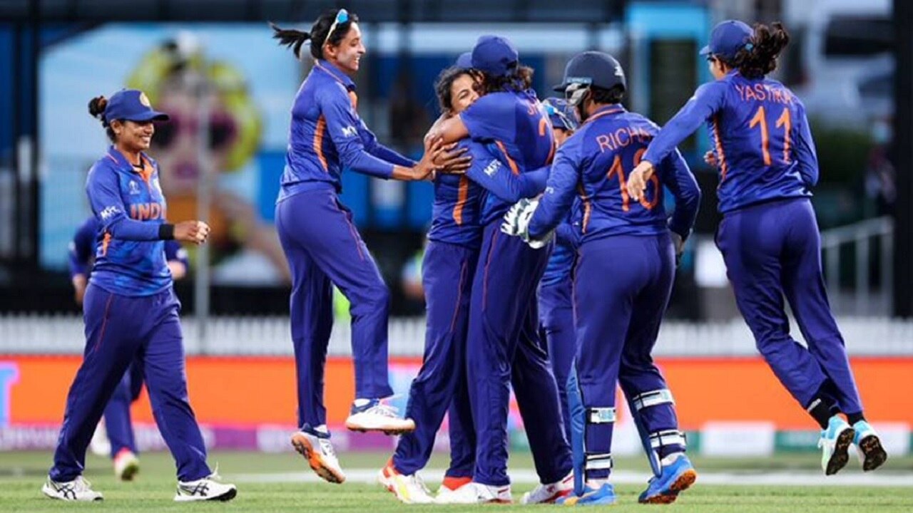 Women&#039;s T20 World Cup: टी20 वर्ल्ड कप में भारत को लगा बड़ा झटका, टीम से बाहर हो बाहर हो सकती हैं ये दिग्गज खिलाड़ी