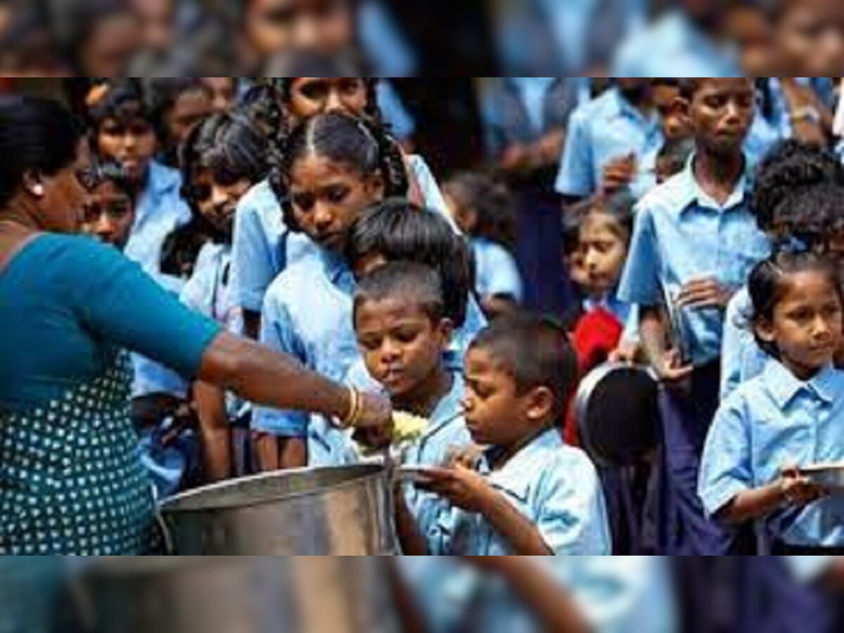 Bihar Education : मधुबनी में शिक्षकों की आपसी गुटबाजी में बच्चों का निवाला तक बंद, विद्यालय में पढ़ाई है राम भरोसे