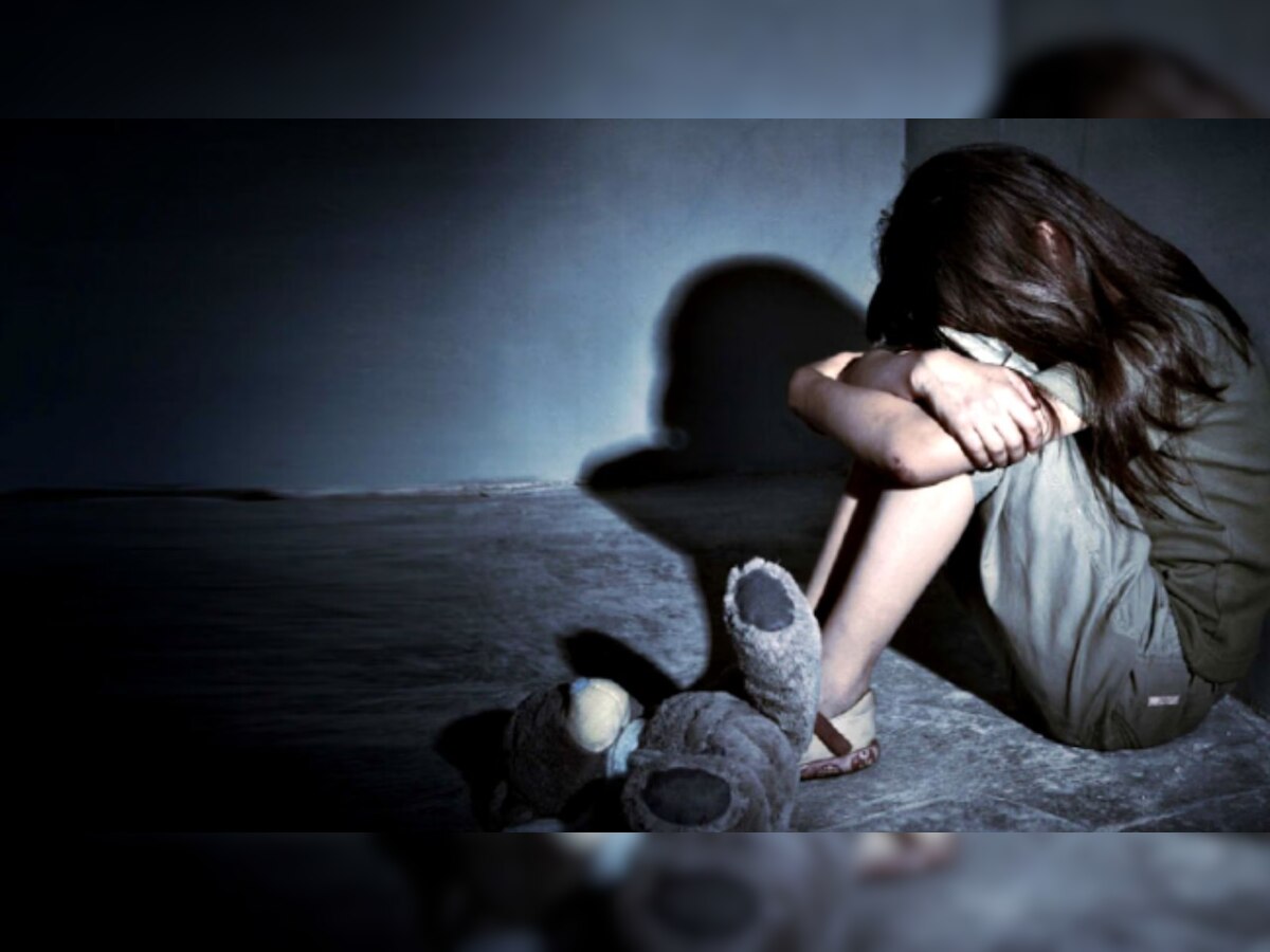 Siddharthnagar Rape: पांच साल की मासूम से नाबालिग ने की दरिंदगी, फरार आरोपी की तलाश में जुटी पुलिस