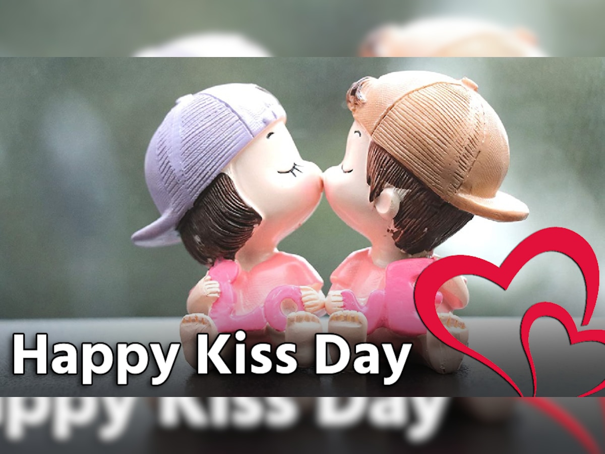 Happy Kiss Day 2023: होठों से तुम्हें आज छू लू इस तरह... किस डे पर अपने पार्टनर को Romantic शायरी भेजकर जताएं अपना इश्क
