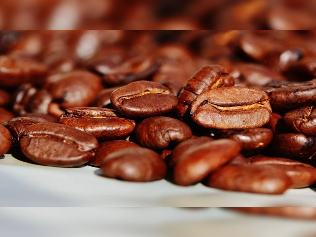 caffeine: ज्यादा चाय या कॉफी पीना शरीर के लिए नुकसानदायक, जानिए क्या कहती है रिसर्च