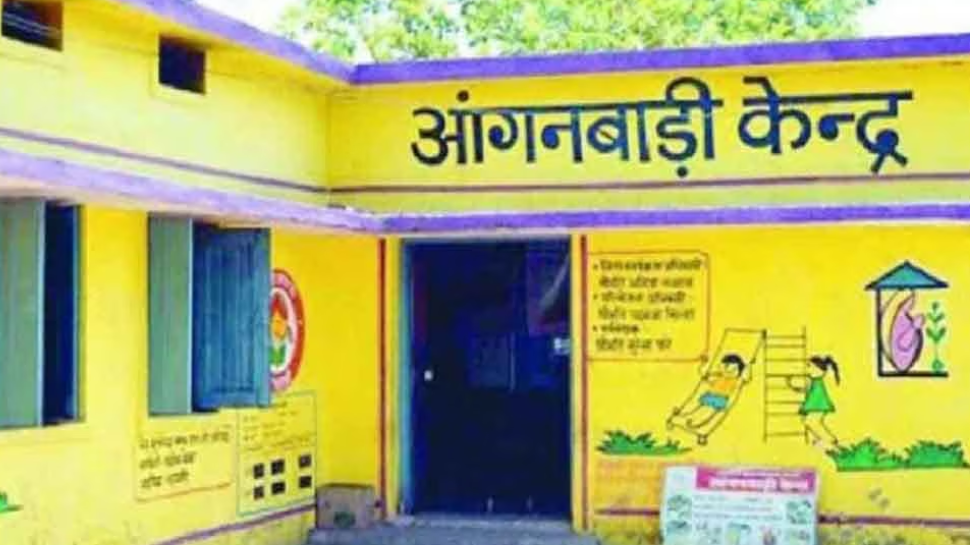 MP में इस कार्य से भड़कीं आंगनवाड़ी कार्यकर्ता, CM शिवराज को बता दिया 'कंस मामा'! MP में इस कार्य से भड़कीं आंगनवाड़ी कार्यकर्ता, CM शिवराज को बता दिया 'कंस मामा'!