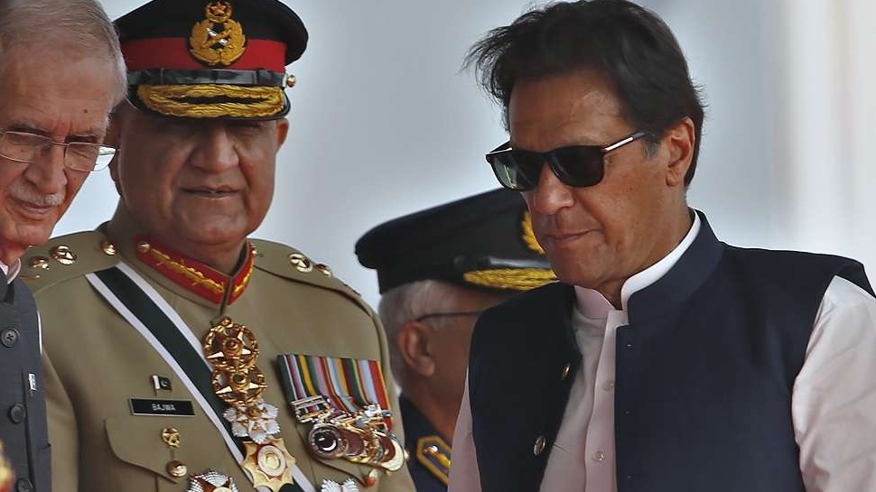 Imran Khan Backs India: रूस-यूक्रेन वॉर पर पाक ने भारत की विदेश नीति का किया था अनुसरण; इमरान का बड़ा खुलासा Imran Khan Backs India: रूस-यूक्रेन वॉर पर पाक ने भारत की विदेश नीति का किया था अनुसरण; इमरान का बड़ा खुलासा