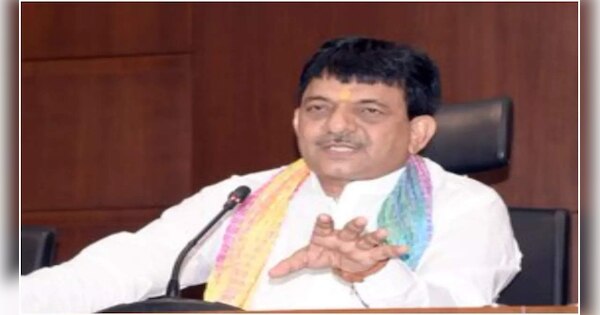 Kapil Dev Aggarwal on Arshad Madani Minister Kapil Dev Aggarwal ...