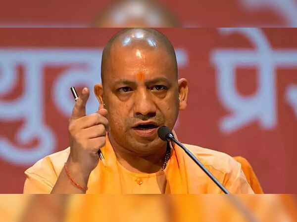 लखनऊ का नाम बदले जाने की मांग के बीच CM योगी ने किया बड़ा ऐलान, लोग हुए खुश