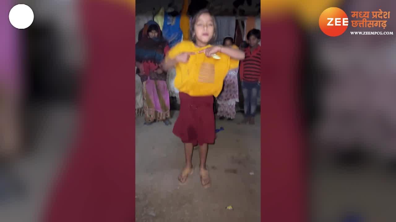 Little girl viral video chunri chunri song see village cute girl snmp