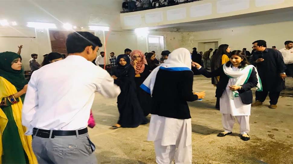 अलामती तस्वीर अलामती तस्वीर