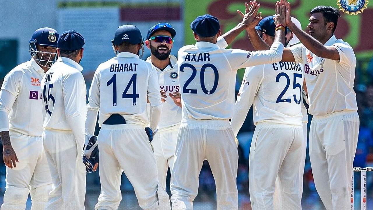 ICC Rankings: आखिरकार हर प्रारूप में नंबर 1 बन ही गई भारतीय टीम, ऑस्ट्रेलिया को हरा रैंकिंग में रचा इतिहास