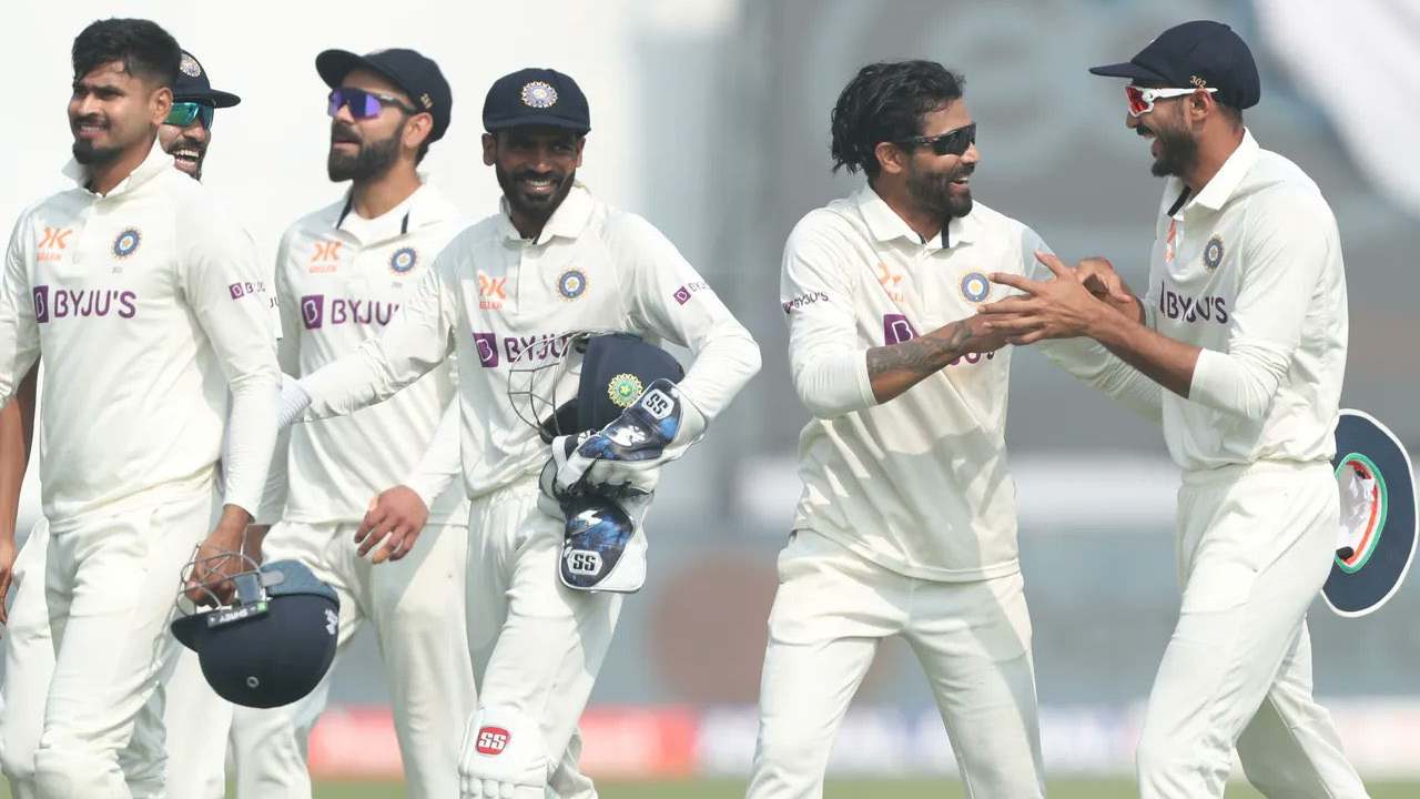 IND vs AUS: BCCI ने आखिरी दो टेस्ट मैचों के लिये किया टीम का ऐलान, टीम में लौटा घरेलू क्रिकेट का सबसे धाकड़ गेंदबाज