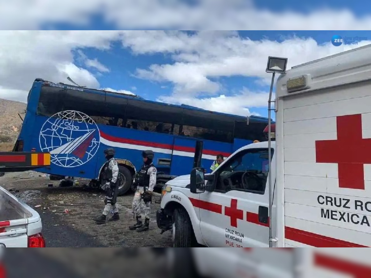 Mexico Bus Accident: ਮੈਕਸੀਕੋ 'ਚ ਵਾਪਰਿਆ ਵੱਡਾ ਸੜਕ ਹਾਦਸਾ, ਬੱਸ ਪਲਟਣ ਨਾਲ 17 ਲੋਕਾਂ ਦੀ ਮੌਤ!