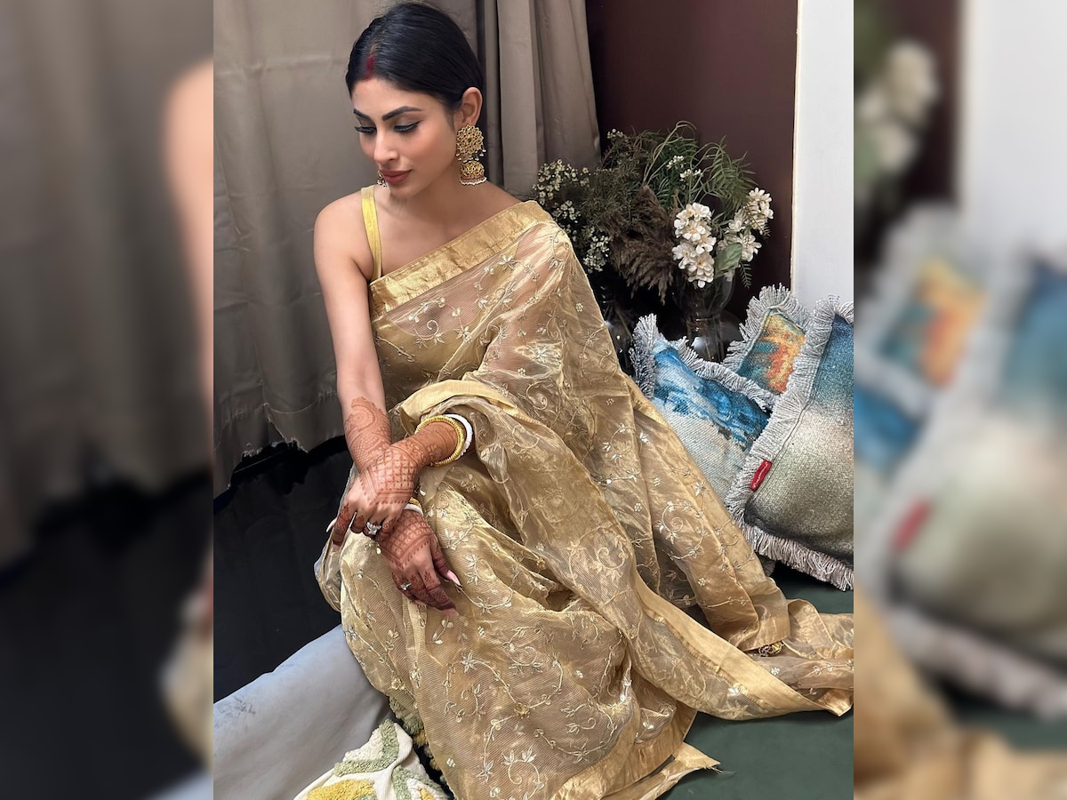 Super Sexy Mouni Roy Look Hot And Sizzles In Saree Wear Deepneck Bra Style Blouse To Seduce Fans