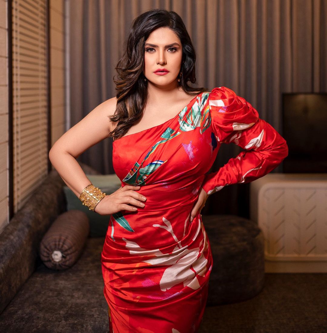 zareen khan shares latest photo shoot on insta in red outfit pics viral on social media