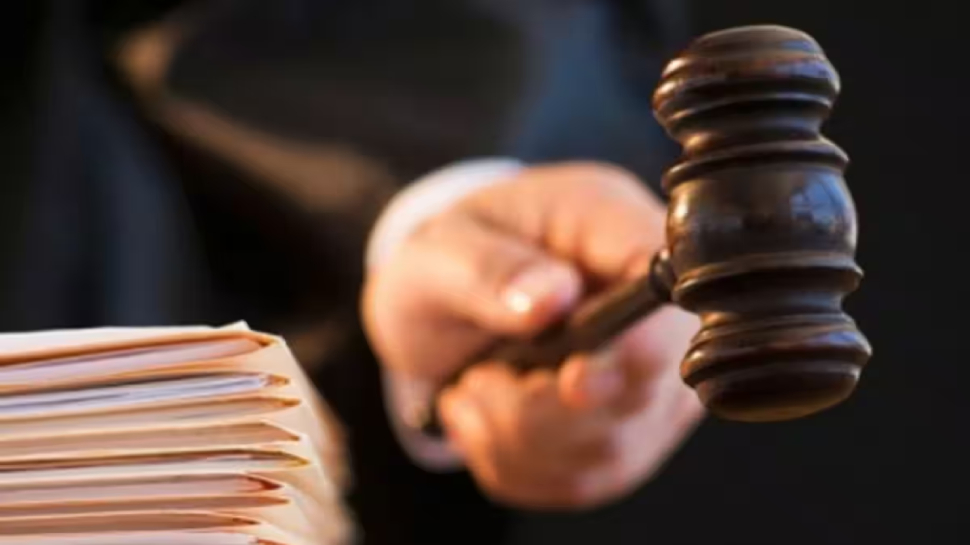 Jaipur: जासूसी मामले में 3 Pak नागरिक दोषी क़रार; ISI के इशारे पर करते थे काम Jaipur: जासूसी मामले में 3 Pak नागरिक दोषी क़रार; ISI के इशारे पर करते थे काम