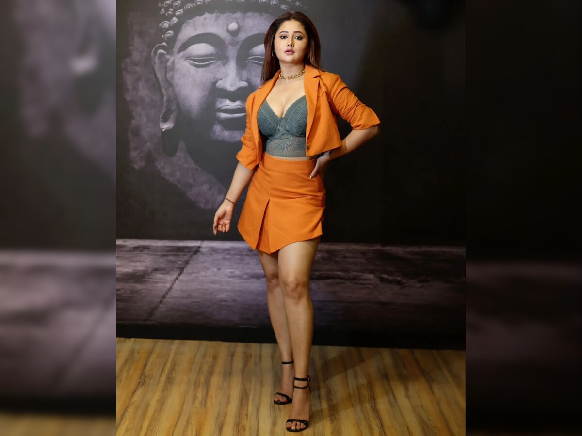 Rashami Desai Shocking Experience Of Casting Couch At The Age Of 16 Tv And Bhojpuri Actress