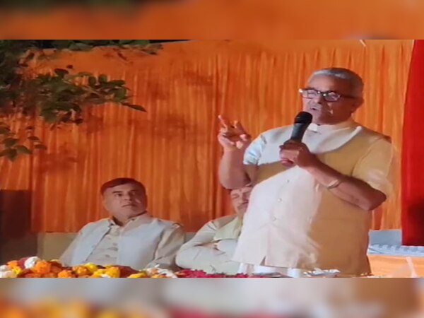 RSS: संघ नेता ने कहा पाकिस्तान को भूखा नहीं मरने देंगे, भारत इस बात का कर रहा है इंतजार