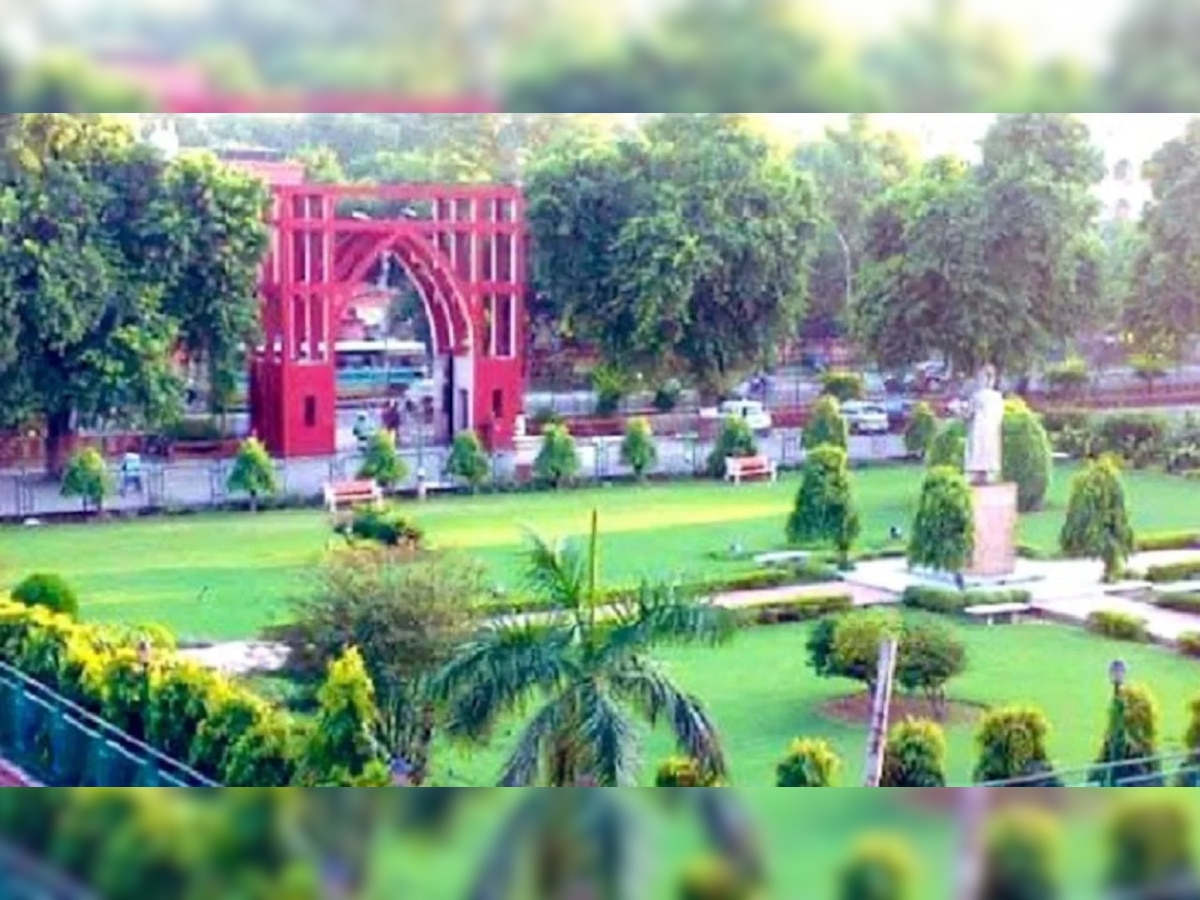 Jamia Millia Islamia: एक माह में दूसरी बार जामिया के प्रोफ़ेसर पर लगा यौन उत्पीड़न का इल्ज़ाम; निलंबित