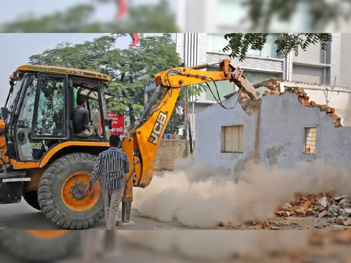 सरकारी जमीन छोड़ने के लिए पूर्व मंत्री सुखबीर कटारिया को नोटिस, 200 करोड़ की प्रॉपर्टी पर कर रखा है कब्जा 