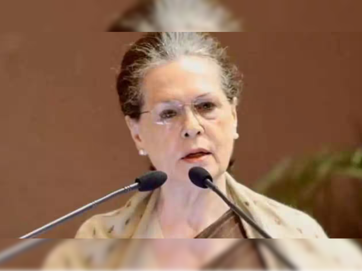 Sonia Gandhi Retire From Politics