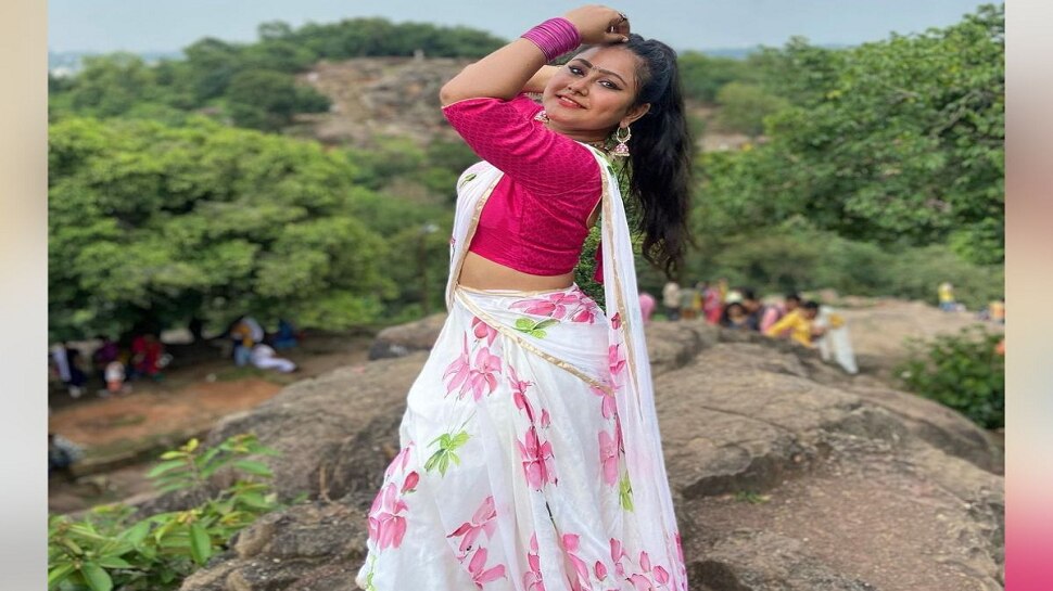 Priyanka Pandit Mms Leak Looks Very Glamorous In Photos Bhojpuri Actress Viral Video Mms ने खत्म