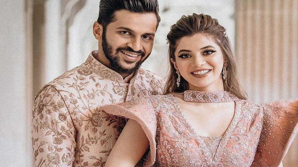 Shardul Thakur Wedding: जानें कौन हैं शार्दुल की पत्नी मिताली और कैसे हुई दोनों मुलाकात Shardul Thakur Wedding: जानें कौन हैं शार्दुल की पत्नी मिताली और कैसे हुई दोनों मुलाकात