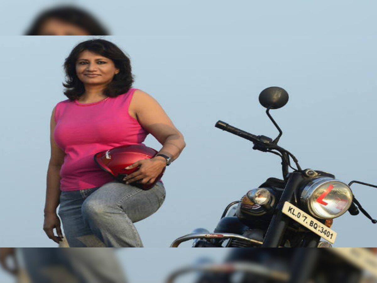 Odisha News Reshma Lakhani: ଶ୍ରୀମନ୍ଦିରରେ ଅଣହିନ୍ଦୁ ମହିଳା ଅଧିକାରୀଙ୍କ ପ୍ରବେଶ ଉଦ୍ୟମ, ସତର୍କ କରାଇଥିବା ପ୍ରଟୋକଲ ଅଫିସରଙ୍କୁ ମିଳିଲା ଦଣ୍ଡ!