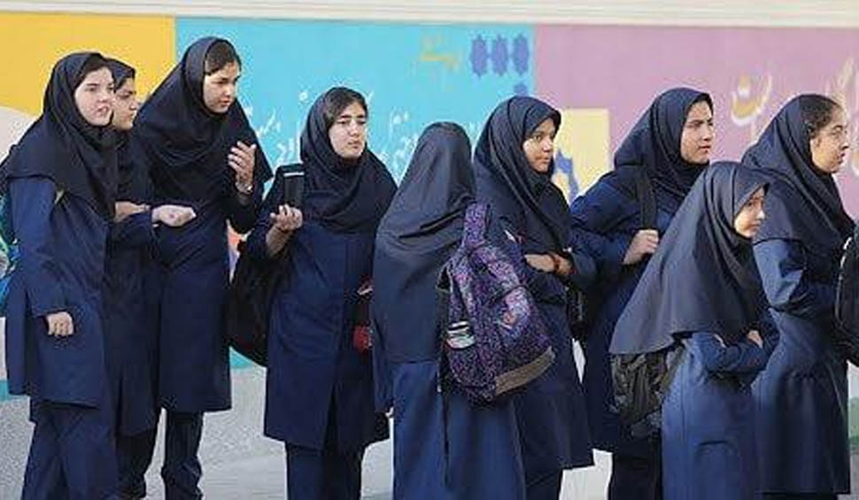 ईरान: कट्टरपंथियों ने स्कूल में सैंकड़ों छात्राओं को खिलाया ज़हर, वजह कर देगी हैरान! ईरान: कट्टरपंथियों ने स्कूल में सैंकड़ों छात्राओं को खिलाया ज़हर, वजह कर देगी हैरान!