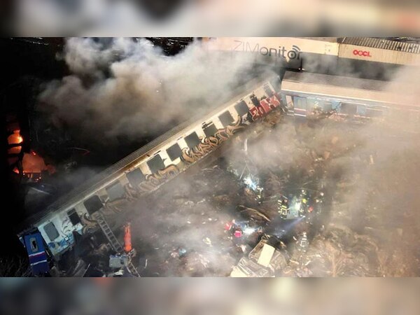 Greece Train Accident: आपस में भिड़ी दो ट्रेनें, अब तक 26 की मौत, अस्पतालों में इमरजेंसी लागू