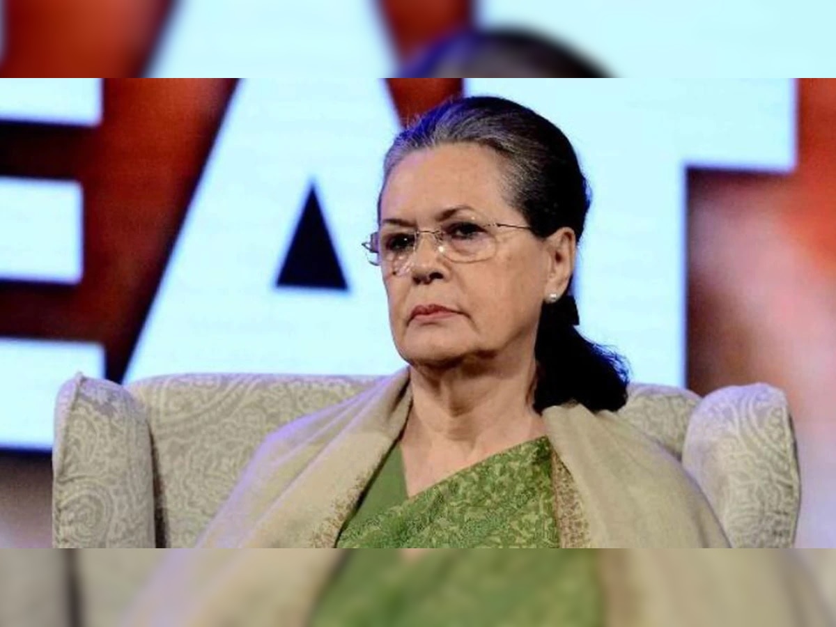 Sonia Gandhi: एक बार फिर गंगाराम अस्पताल में भर्ती हुईं सोनिया गांधी, जानें हेल्थ अपडेट