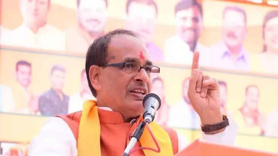 CM Shivraj singh chouhan government giving 12000 rupees for Ladli Bahna Yojana know benefit | Ladli Behna Yojana: शिवराज सरकार दे रही 12,000 रुपये, लाडली बहना योजना के लिए ऐसे भरें फॉर्म |