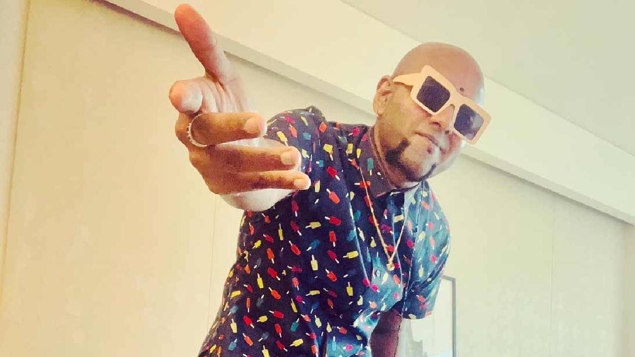 Benny Dayal Injured: लाइव कॉन्सर्ट के दौरान घायल हुए बेनी देयाल, ड्रोन कैमरा से लगी चोट