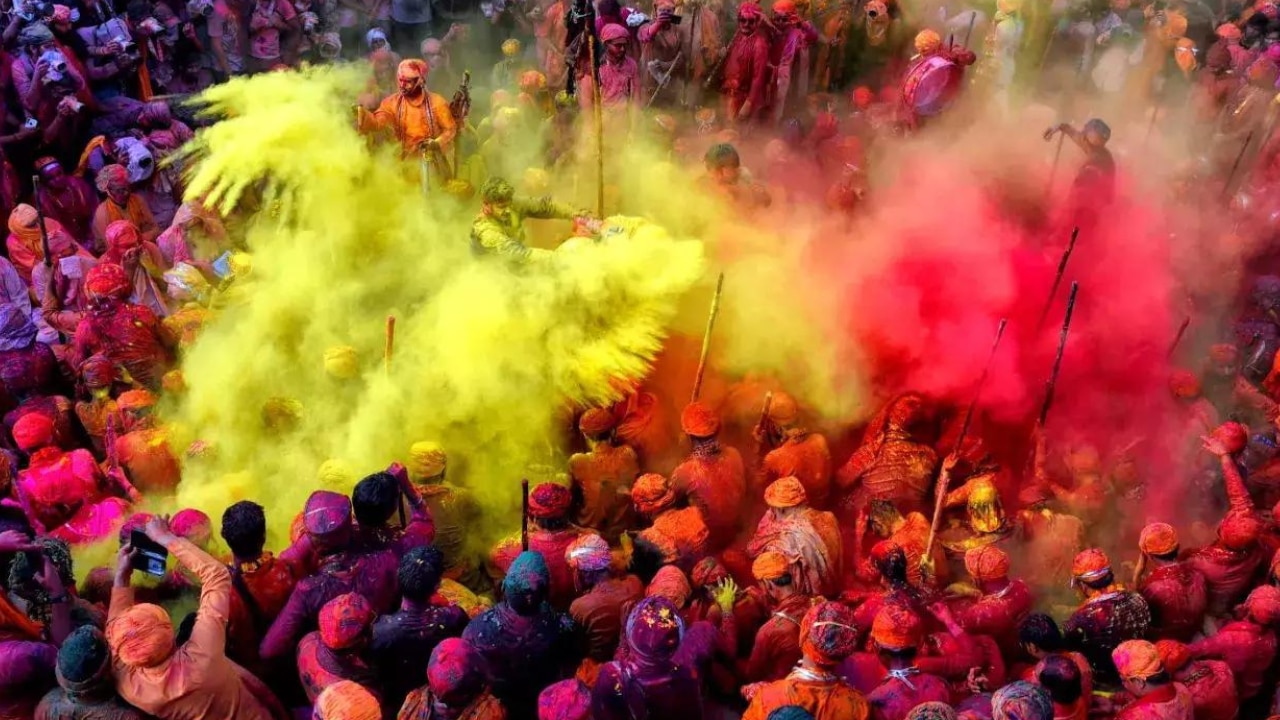 Holi 2023: होलिका दहन, भद्रा का समय और होली... इसको लेकर आप भी हैं उलझन में, जानिए शुभ मुहूर्त