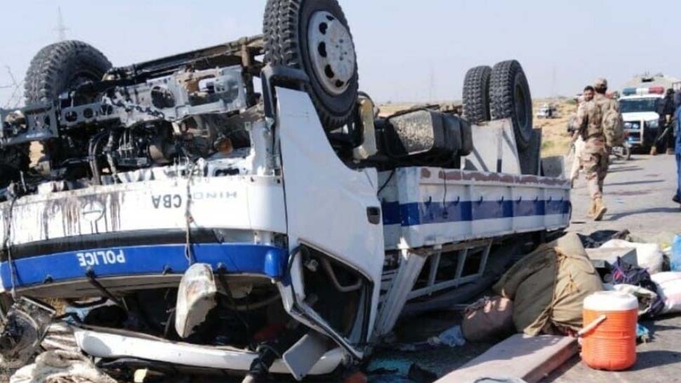 Pakistan: बोलान में आत्मघाती हमले में 9 सुरक्षाकर्मियों की मौत; कई घायल Pakistan: बोलान में आत्मघाती हमले में 9 सुरक्षाकर्मियों की मौत; कई घायल