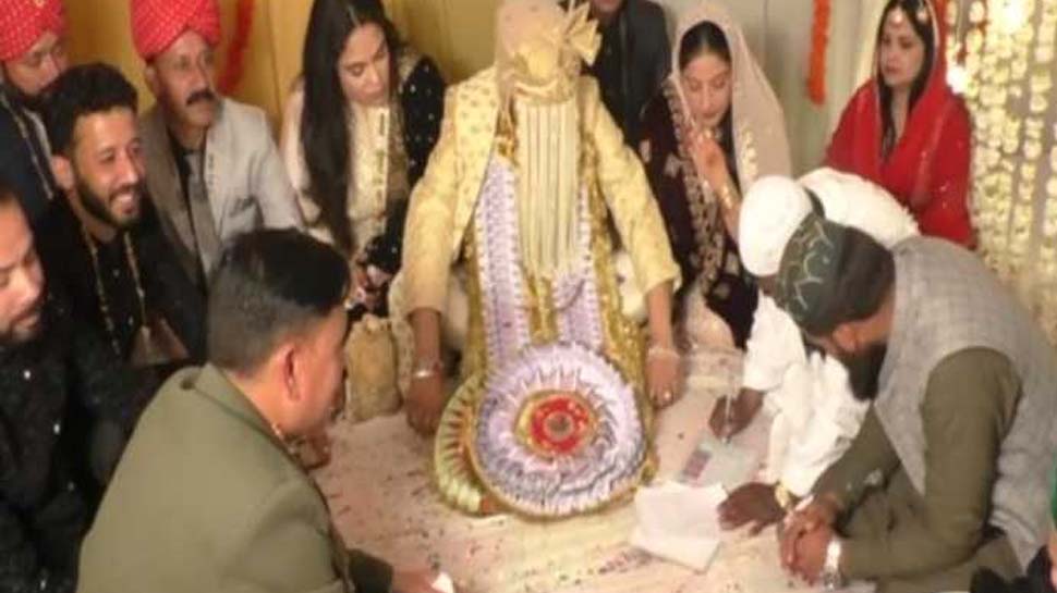 शिमला में संघ के मंदिर में हुआ निकाह; लोग बोले-कल मांगेंगे इफ्तार पार्टी शिमला में संघ के मंदिर में हुआ निकाह; लोग बोले-कल मांगेंगे इफ्तार पार्टी
