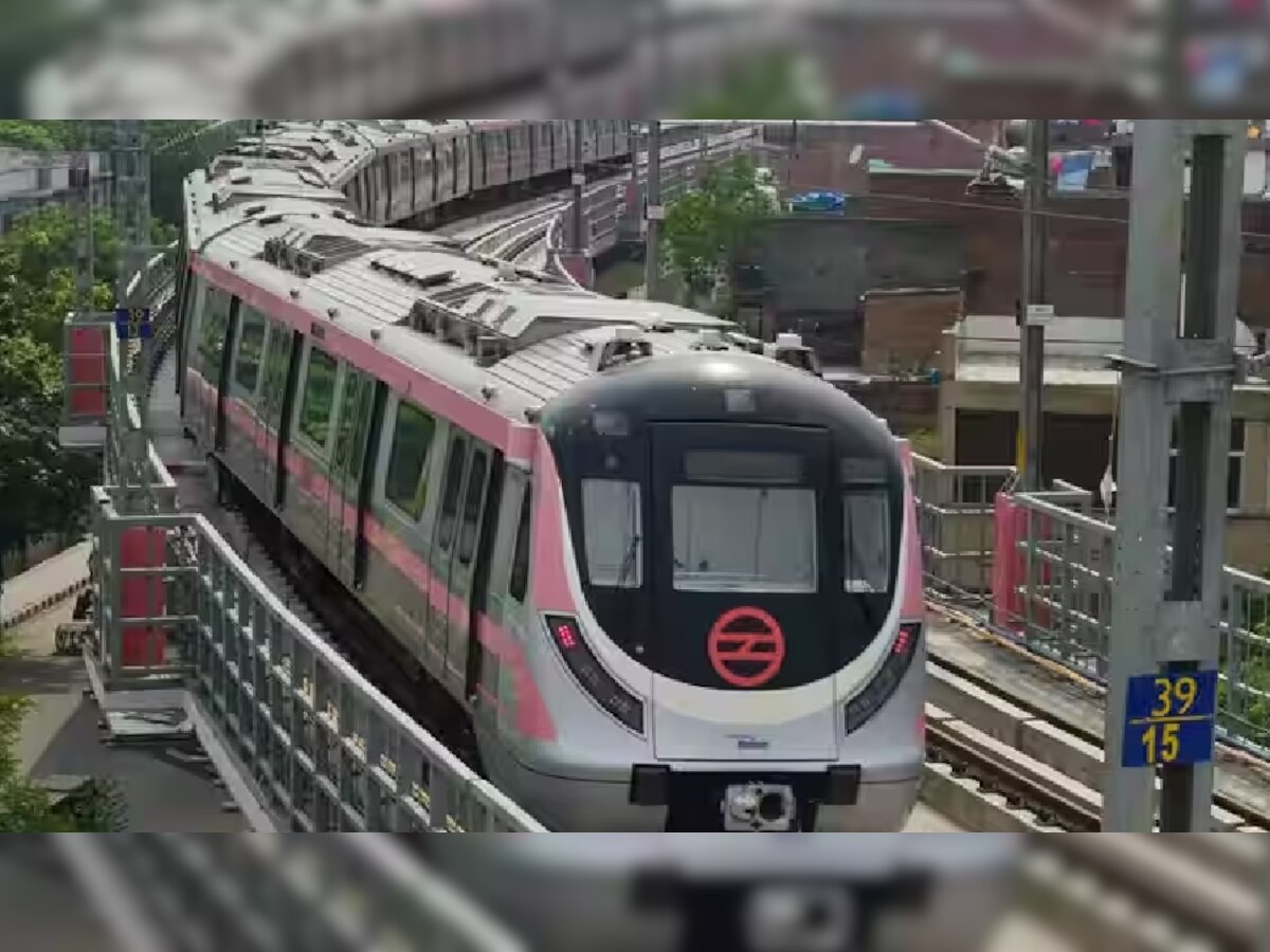 Holi के दिन Delhi Metro ने बदली टाइमिंग, घर से निकलने से पहले जानें DMRC का शेड्यूल