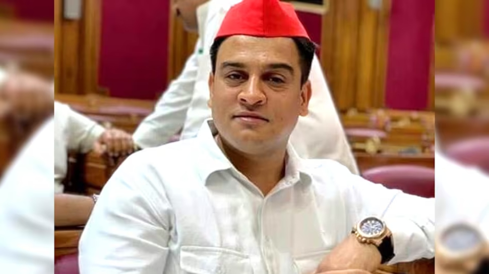 Irfan Solanki: SP विधायक इरफ़ान सोलंकी की बढ़ी मुश्किल; MP-MLA कोर्ट ने इस मामले में तय किए इल्ज़ाम Irfan Solanki: SP विधायक इरफ़ान सोलंकी की बढ़ी मुश्किल; MP-MLA कोर्ट ने इस मामले में तय किए इल्ज़ाम