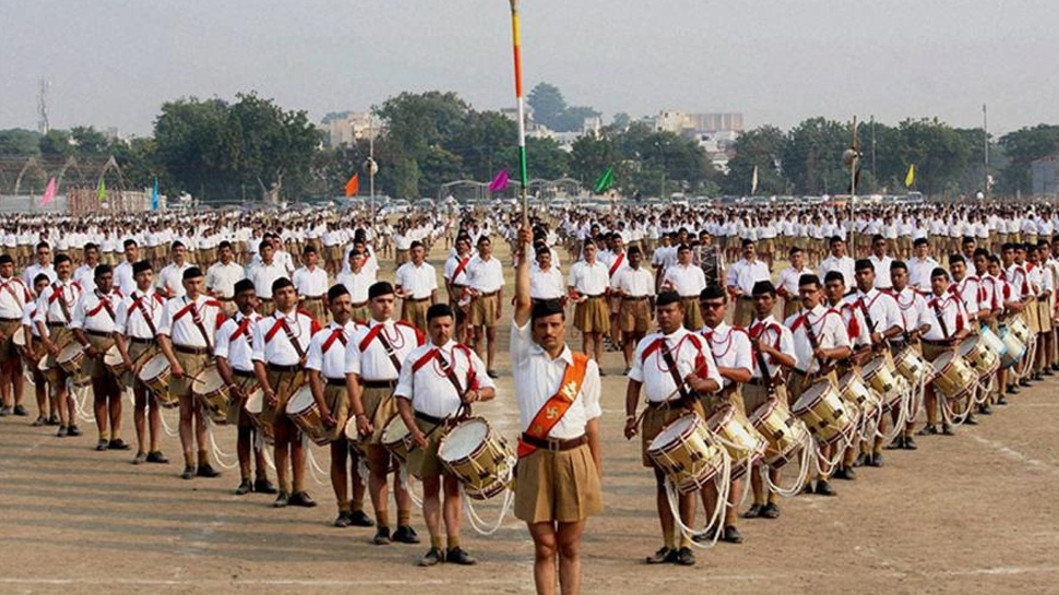 इस्लाम अपनाने वाले दलितों के लिए RSS का नया फरमान; कहा, इस सुविधा से धोना होगा हाथ इस्लाम अपनाने वाले दलितों के लिए RSS का नया फरमान; कहा, इस सुविधा से धोना होगा हाथ