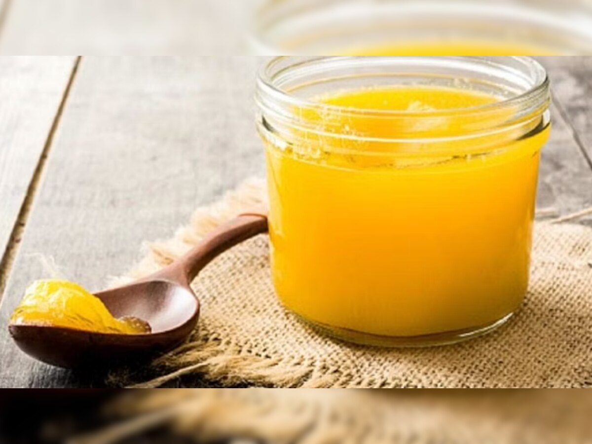 Ghee Benefits: रोजाना एक चम्मच करें घी का सेवन, अनगिनत हैं इसके फाएदे