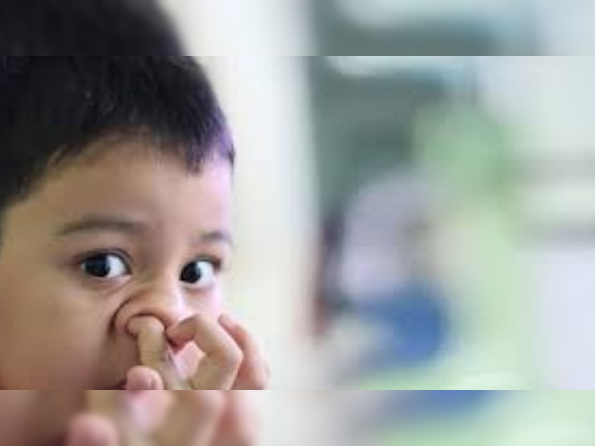 Nose Picking: अगर आपको भी है नाक में बार-बार उंगली डालने की आदत, तो पढ़ लें ये खबर