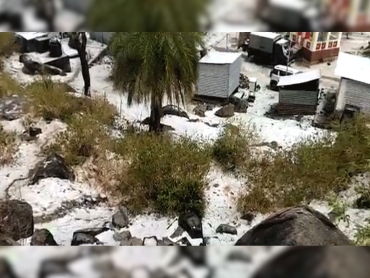 शिमला बना माउंटआबू, ओले गिरने से सड़कों पर सफेद चादर, देंखे वीडियो