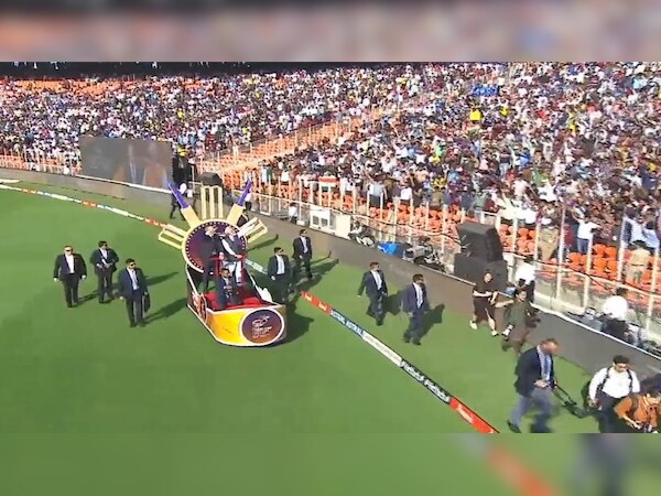Ind vs Aus 4th Test: पीएम मोदी के पहुंचने पर टूटे सभी रिकॉर्ड, इतने लाख लोग पहुंचे स्टेडियम