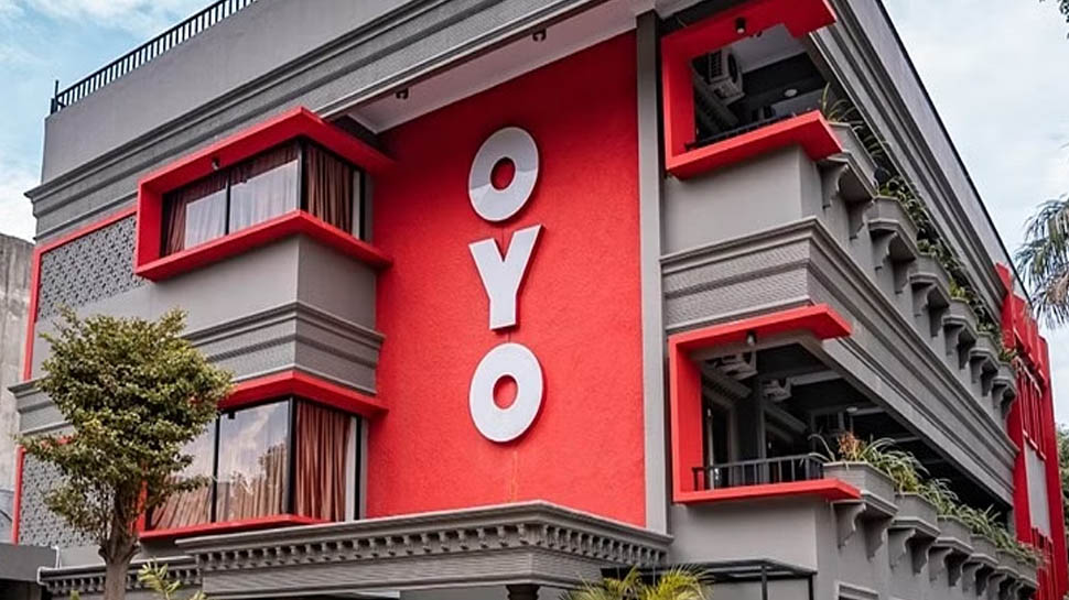 Oyo Rooms के फाउंडर के पिता 20वें माले से गिरे, मौके पर हुई मौत Oyo Rooms के फाउंडर के पिता 20वें माले से गिरे, मौके पर हुई मौत