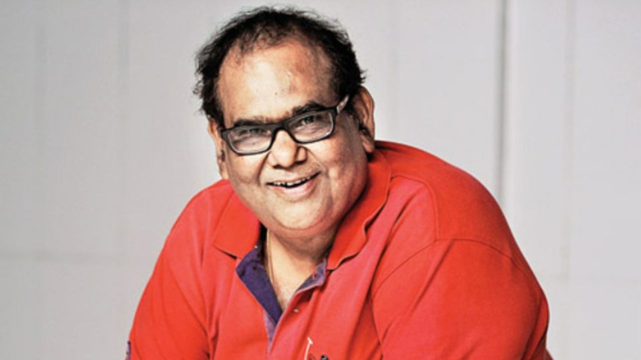 Satish Kaushik की मौत में दिल्ली पुलिस की एंट्री, फार्म हाउस से बरामद हुईं दवाएं