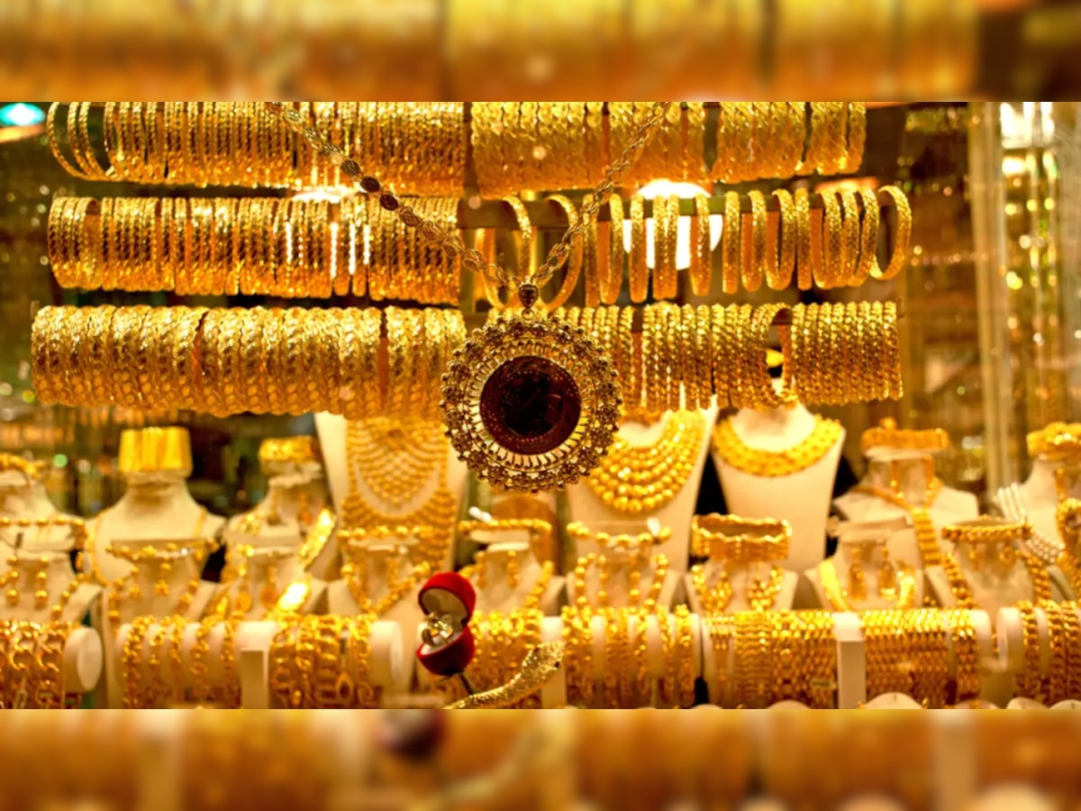 Today Gold-Silver Price: ଶୀଘ୍ର କରନ୍ତୁ: ରେକର୍ଡ ଦରରୁ ୩,୨୦୦ ଶସ୍ତା ମିଳୁଛି ସୁନା, ଜାଣନ୍ତୁ ଆଜିର ନୂଆ ରେଟ୍